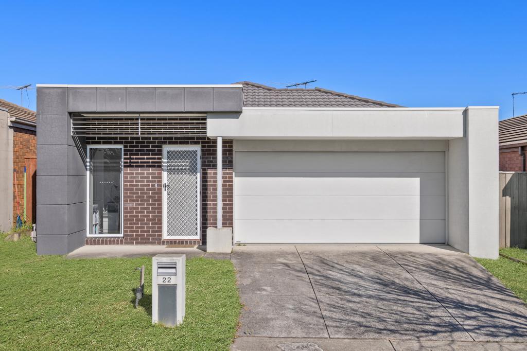 22 CENTRAL AVE, PAKENHAM, VIC 3810