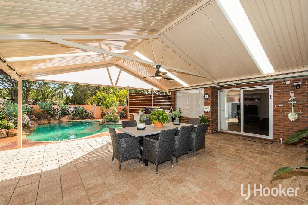 54 Grenadier Dr, Thornlie, WA 6108