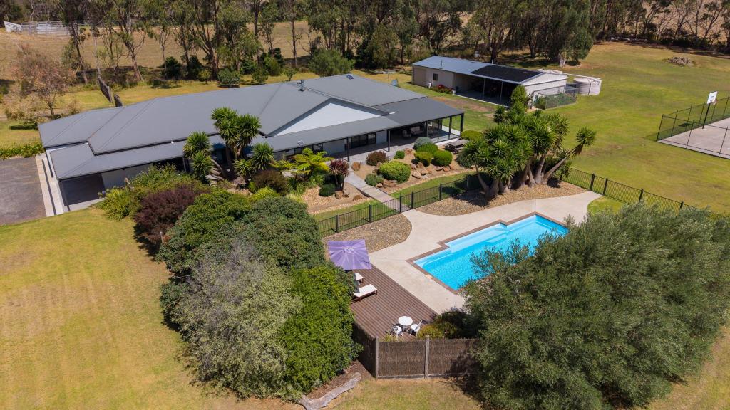 15 Coghlan Rd, Cowes, VIC 3922