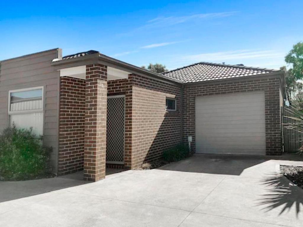 2/9b Barry St, Maddingley, VIC 3340