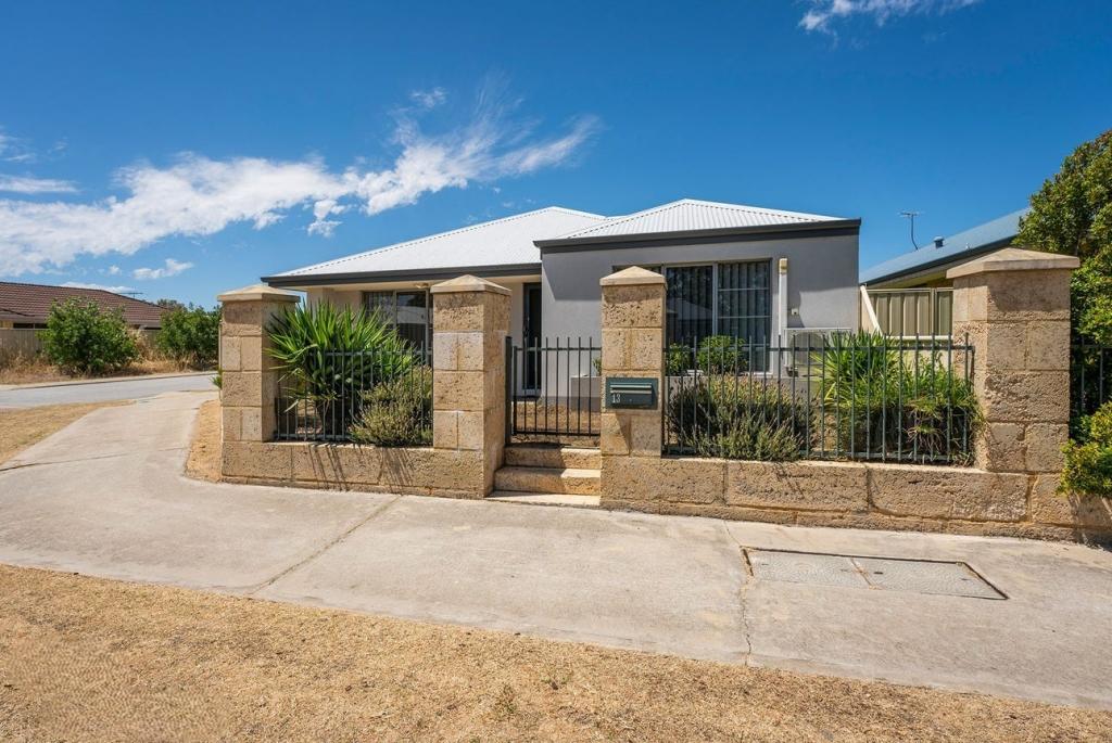 13 Frankenia Turn, Success, WA 6164