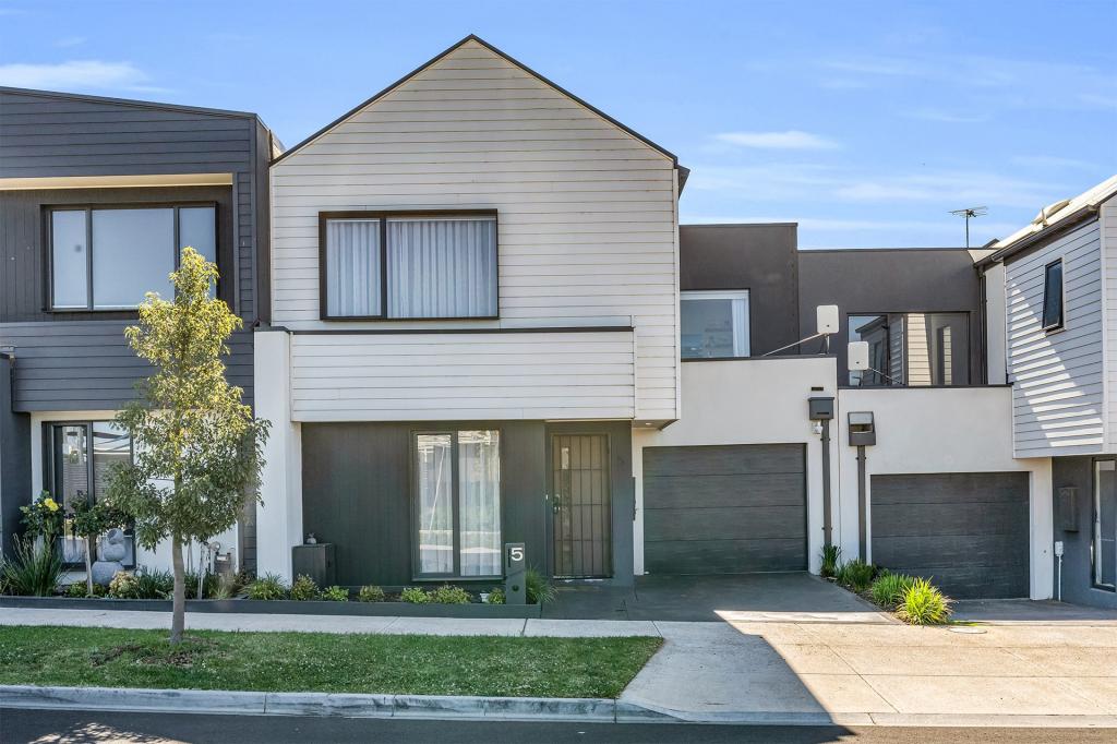 5 Muttonwood Cres, Deanside, VIC 3336