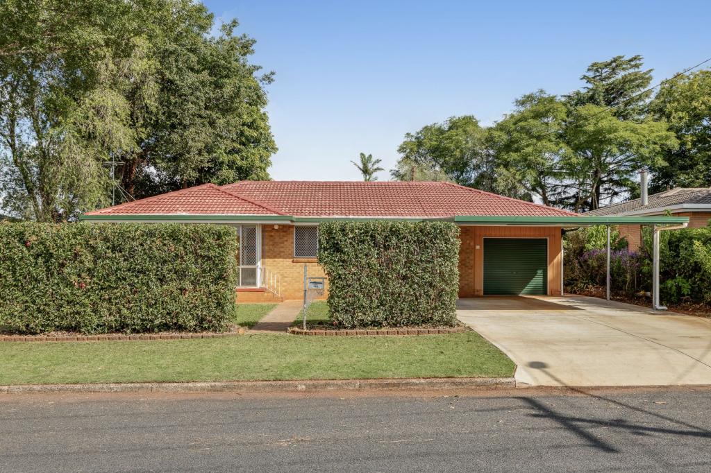 10 Skoien St, Harristown, QLD 4350