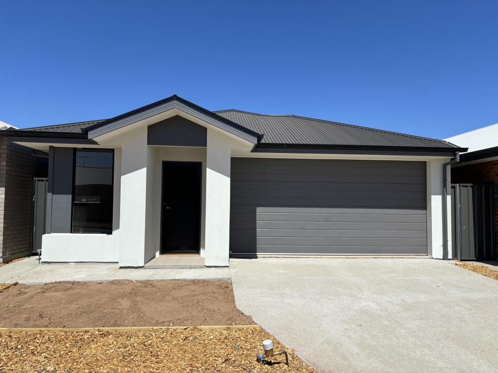 45 HOLLOW DR, ANDREWS FARM, SA 5114