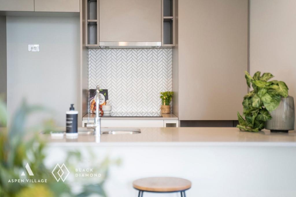 26 Cynthea Teague Cres, Greenway, ACT 2900