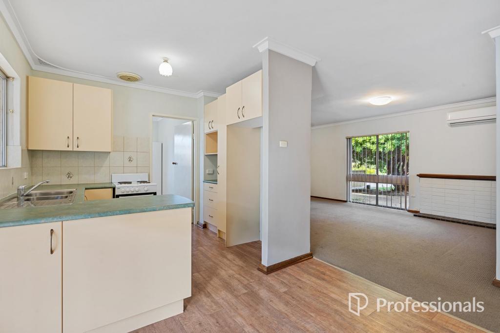 3 Carleton Cres, Forrestfield, WA 6058