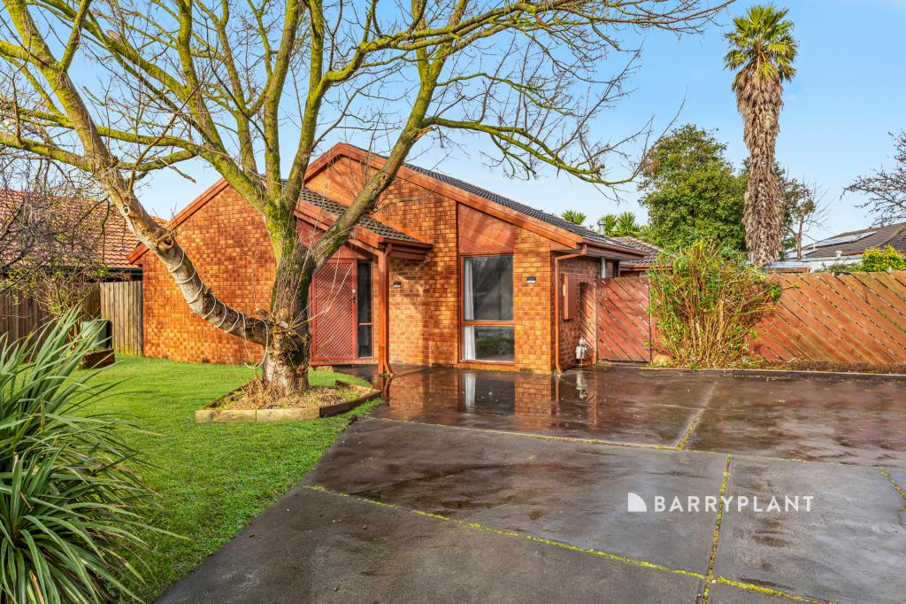 72 Lawless Dr, Cranbourne North, VIC 3977