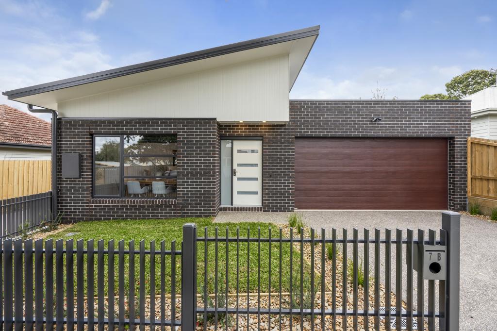 7A & 7B SYCAMORE ST, HAMLYN HEIGHTS, VIC 3215