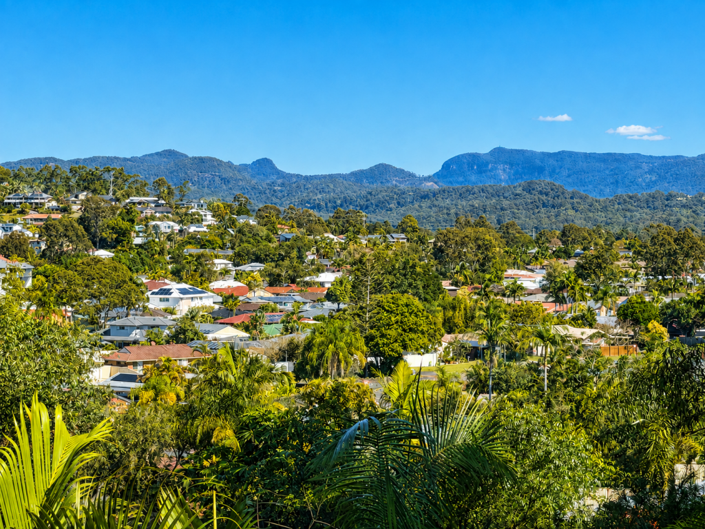 6 CORRIGIN CT, ELANORA, QLD 4221