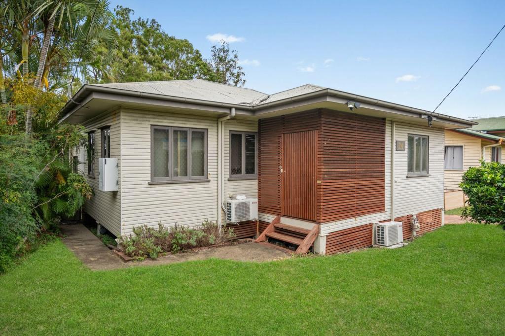 2A BARRETT ST, EAST IPSWICH, QLD 4305