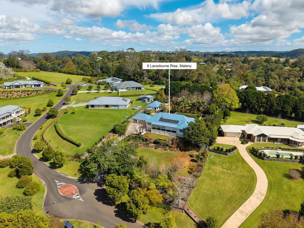 8 Lansdowne Rise, Maleny, QLD 4552
