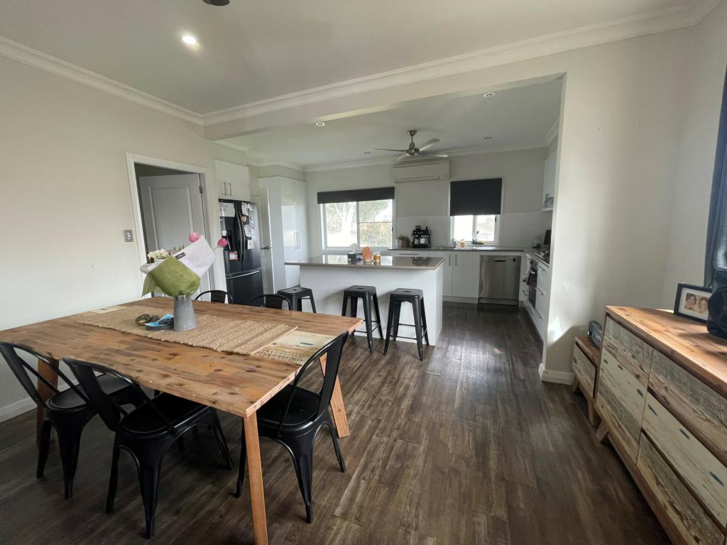 21 Parry St, West Tamworth, NSW 2340