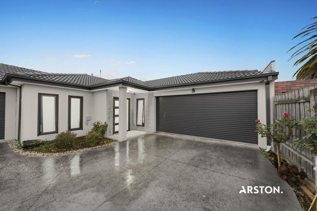 3/6 FAIRFIELD ST, CRANBOURNE, VIC 3977