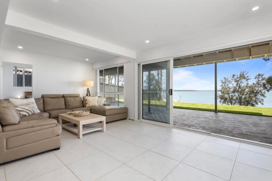 24 Buttaba Rd, Brightwaters, NSW 2264