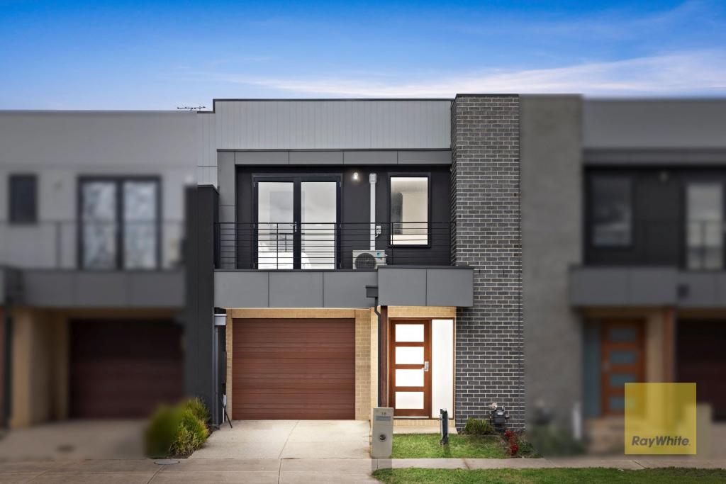 16 Gainsborough Rd, Williams Landing, VIC 3027