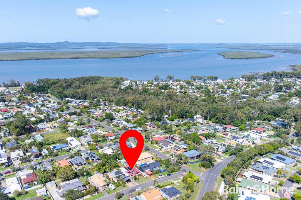 3 Carol St, Redland Bay, QLD 4165