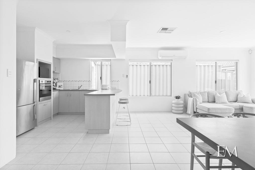 14b Burroughs Rd, Karrinyup, WA 6018