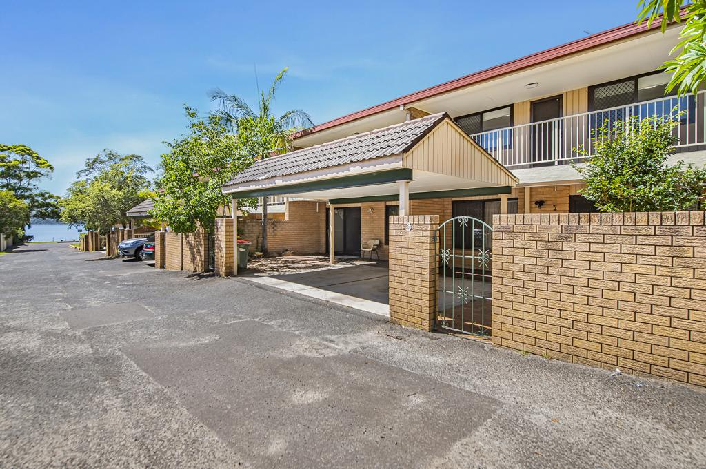 Contact Agent For Address, Point Clare, NSW 2250