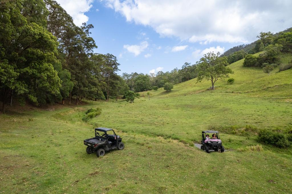 584 Mount Brisbane Rd, Mount Pleasant, QLD 4521