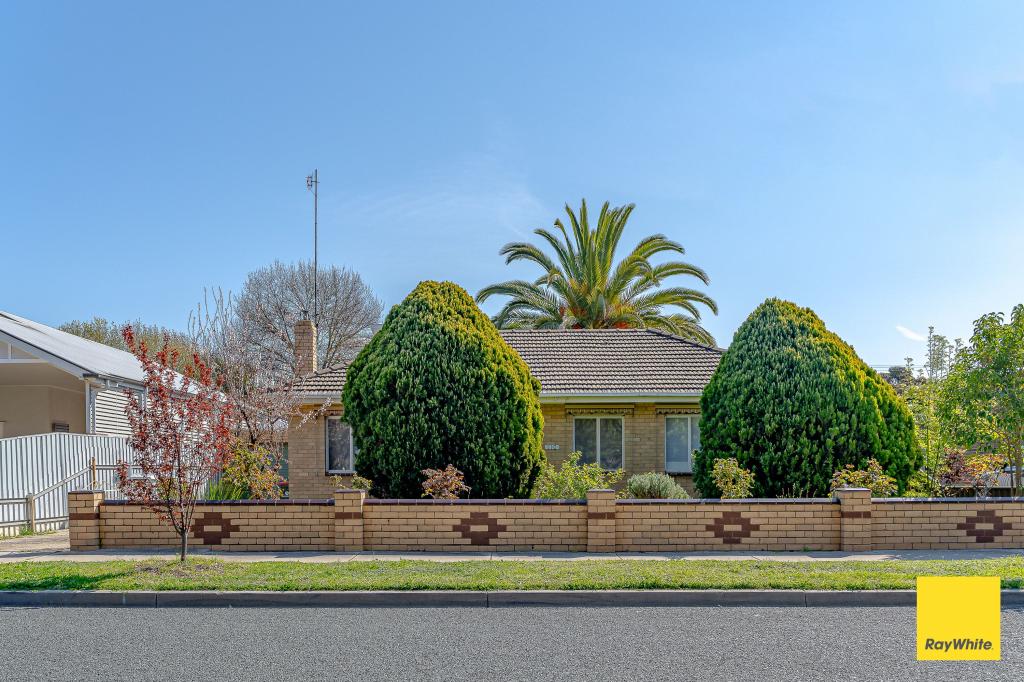 110 Havlin St W, Quarry Hill, VIC 3550