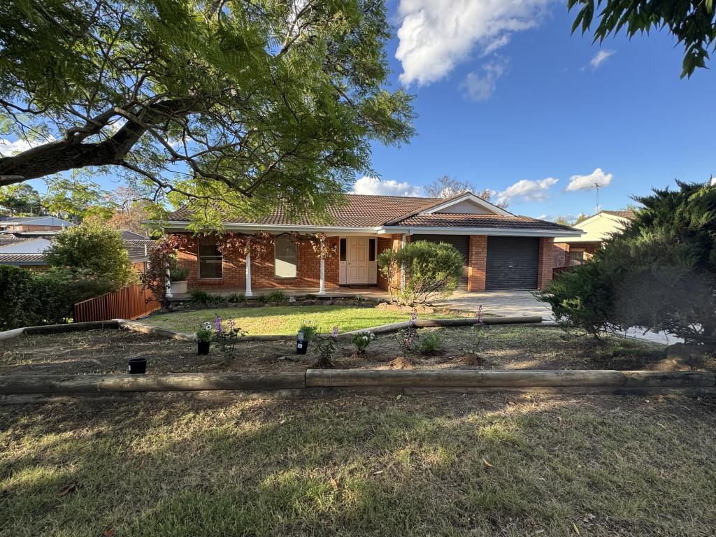 21 Holburn Cres, Kings Langley, NSW 2147