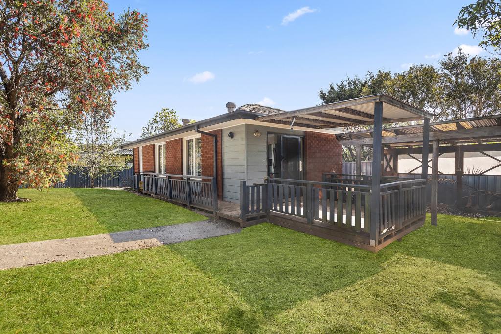 8 Kurrawa Cres, Koonawarra, NSW 2530