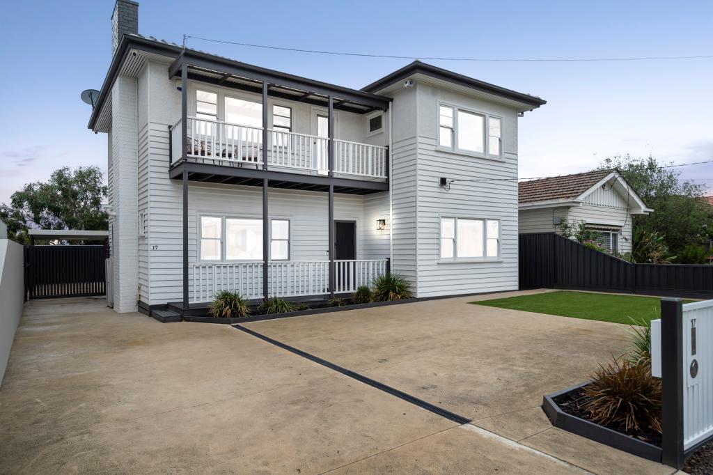 17 View St, Essendon West, VIC 3040