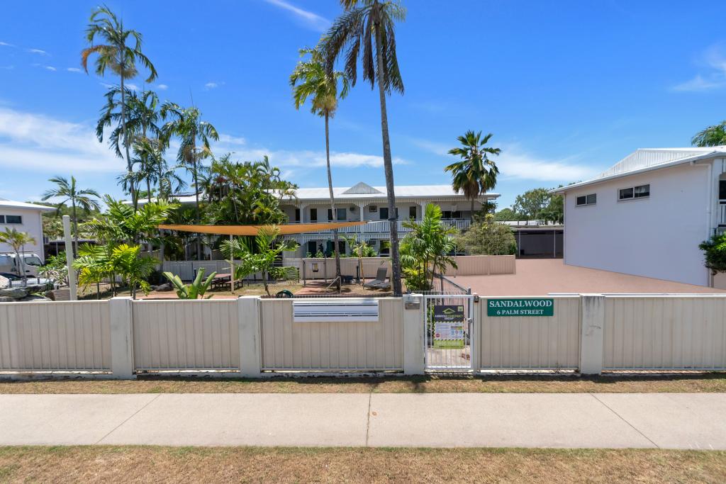 5/6-10 Palm St, Holloways Beach, QLD 4878