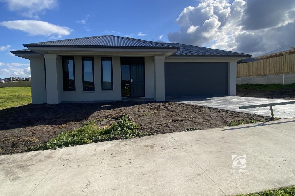 34 Lady Harriet Dr, Lakes Entrance, VIC 3909