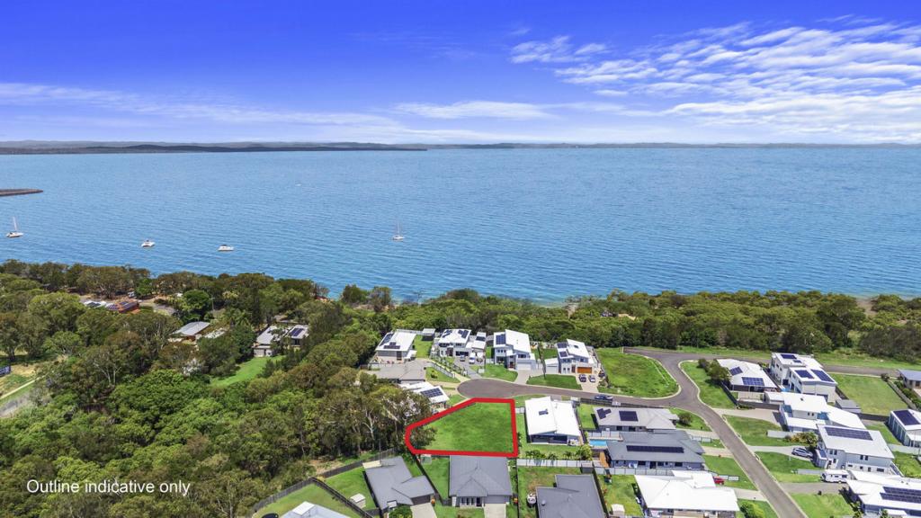 6 OCEANFRONT CT, URANGAN, QLD 4655