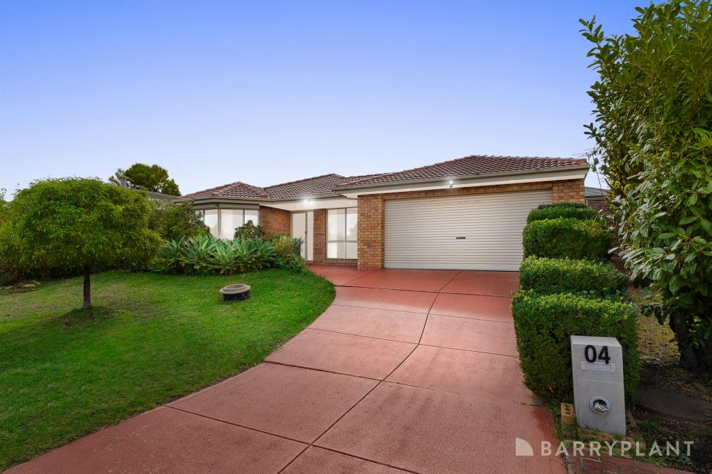 4 WALTHAM MEWS, CRANBOURNE EAST, VIC 3977