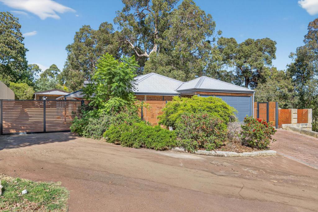 1 Scilla Pl, Roleystone, WA 6111