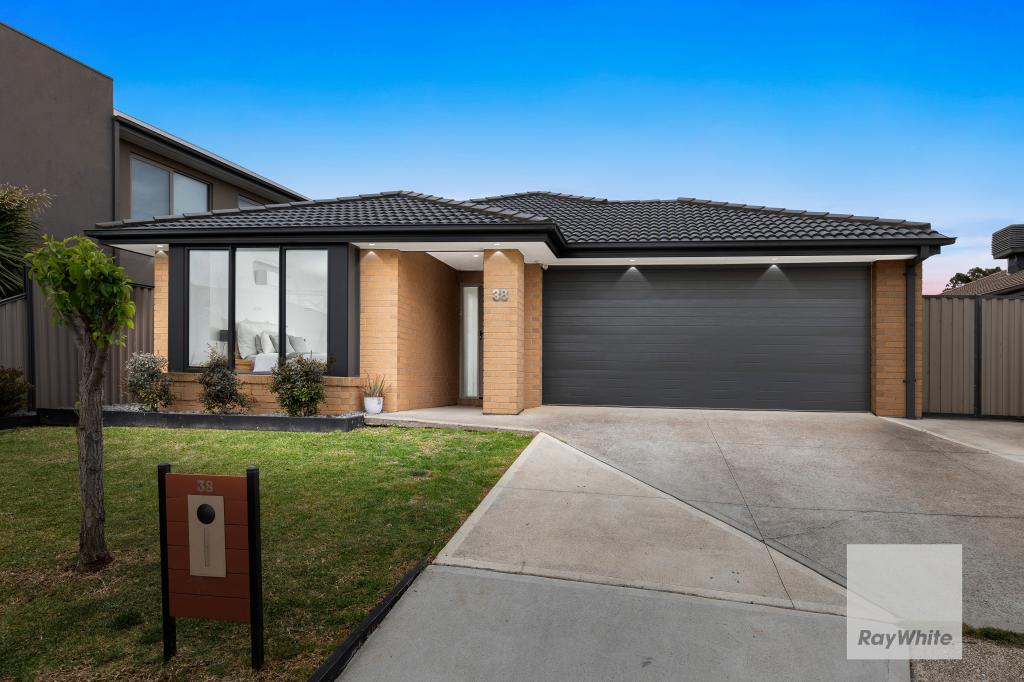 38 Sunningdale Dr, Hillside, VIC 3037