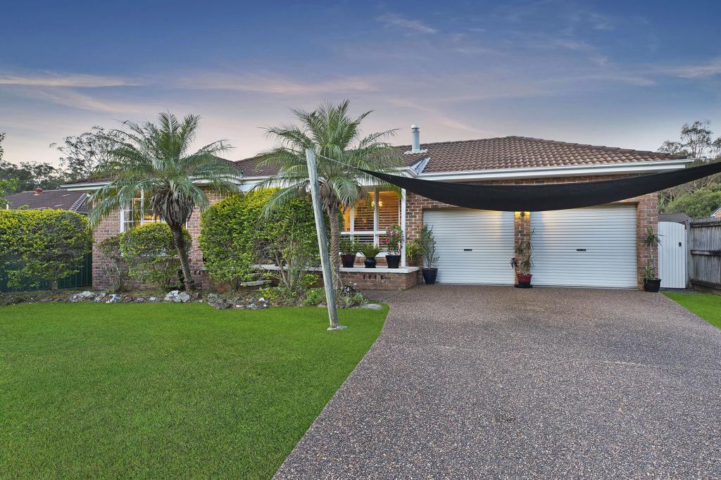 9 Christle St, Green Point, NSW 2251