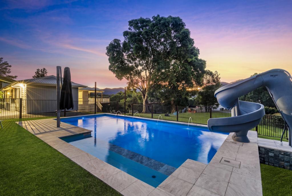 74 Rusty Ct, Tallebudgera Valley, QLD 4228