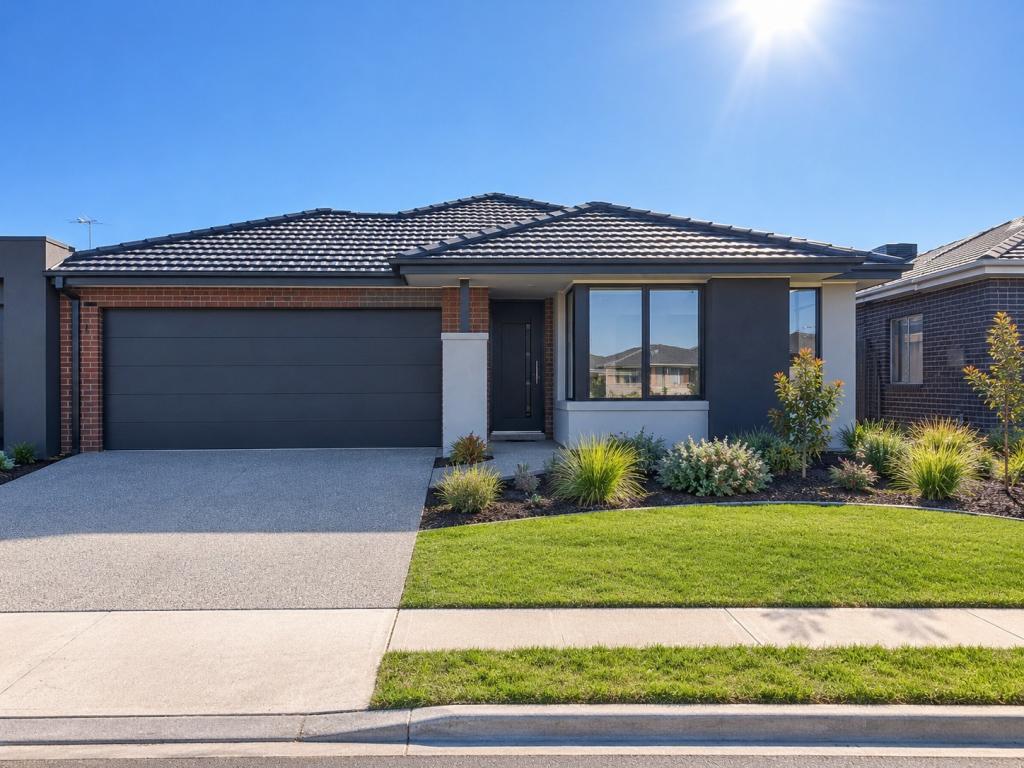 30 Banjo Bvd, Fraser Rise, VIC 3336
