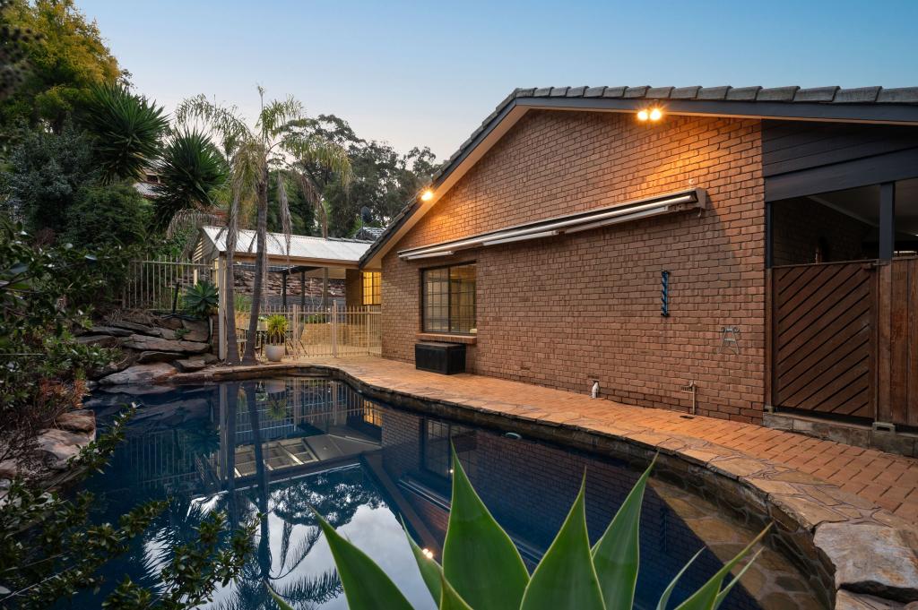 15 Catharina St, Flagstaff Hill, SA 5159
