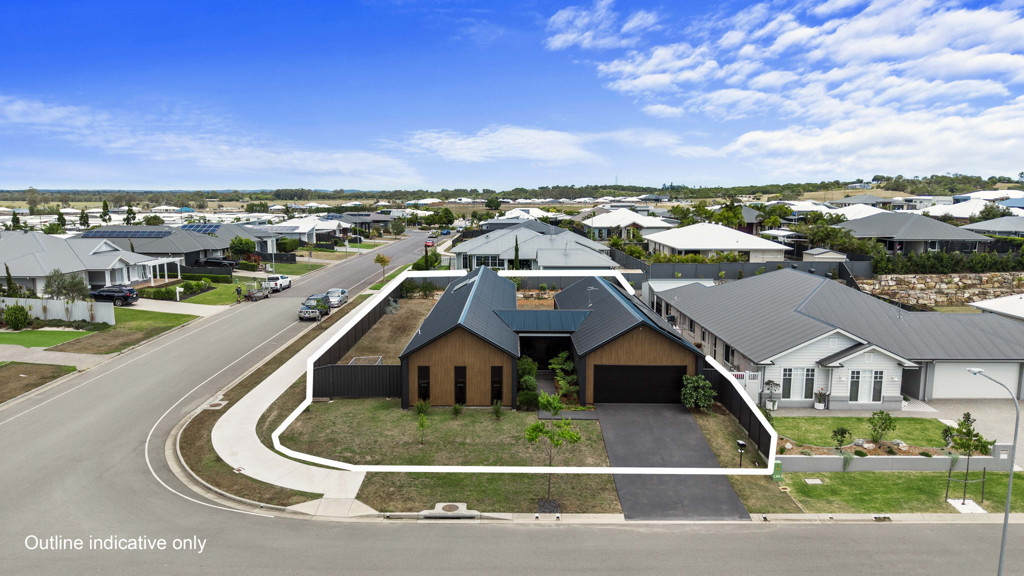 2 Wintergreen Ct, Nikenbah, QLD 4655