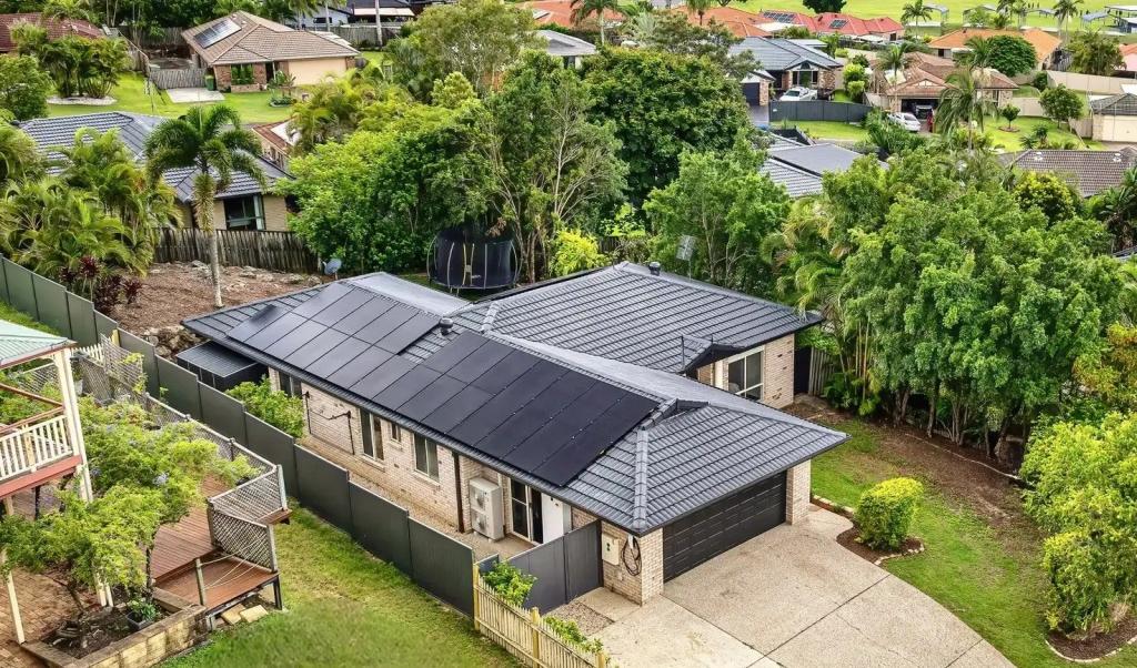 13 Amanu Cres, Pacific Pines, QLD 4211