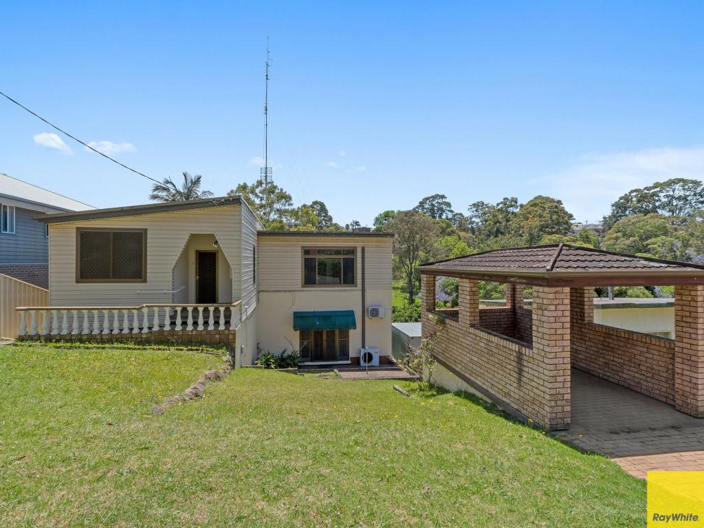 64 Robertson St, Coniston, NSW 2500