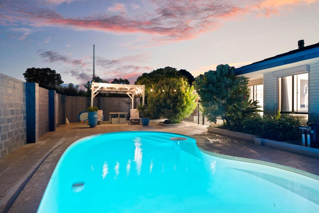 12 Montrose Cir, Camillo, WA 6111