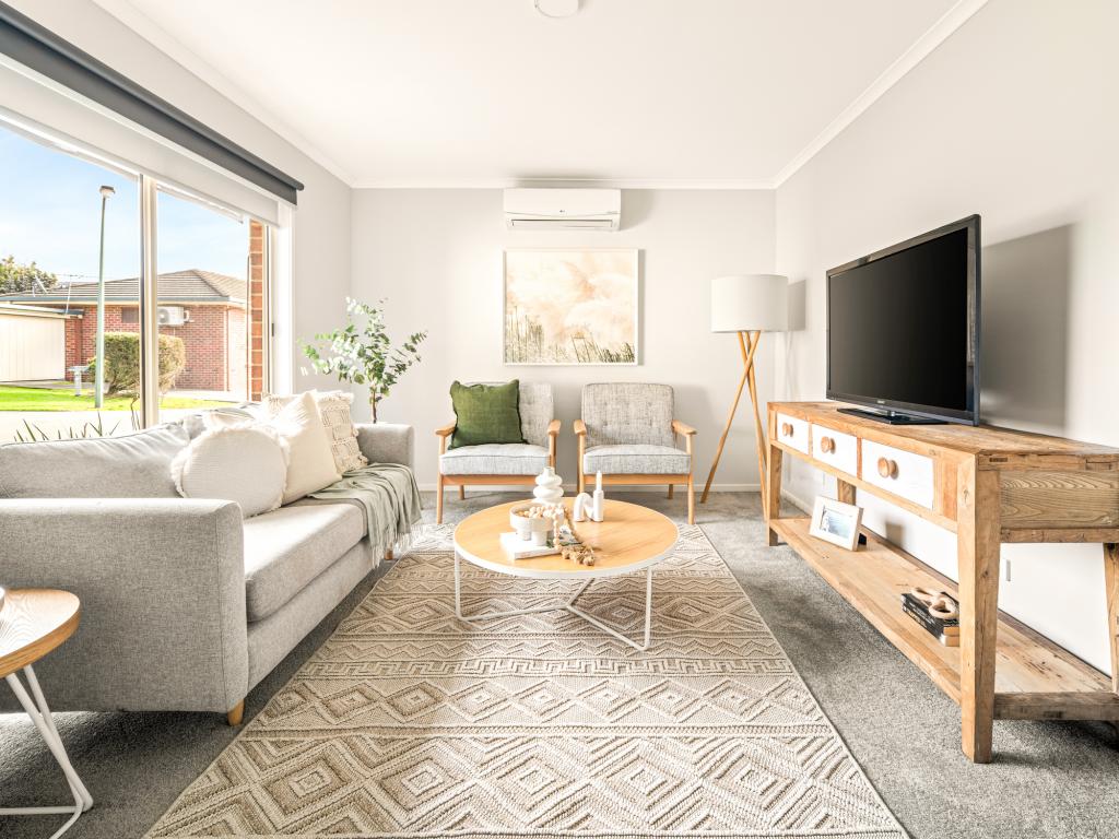 8/2 Allington Pl, Langwarrin, VIC 3910
