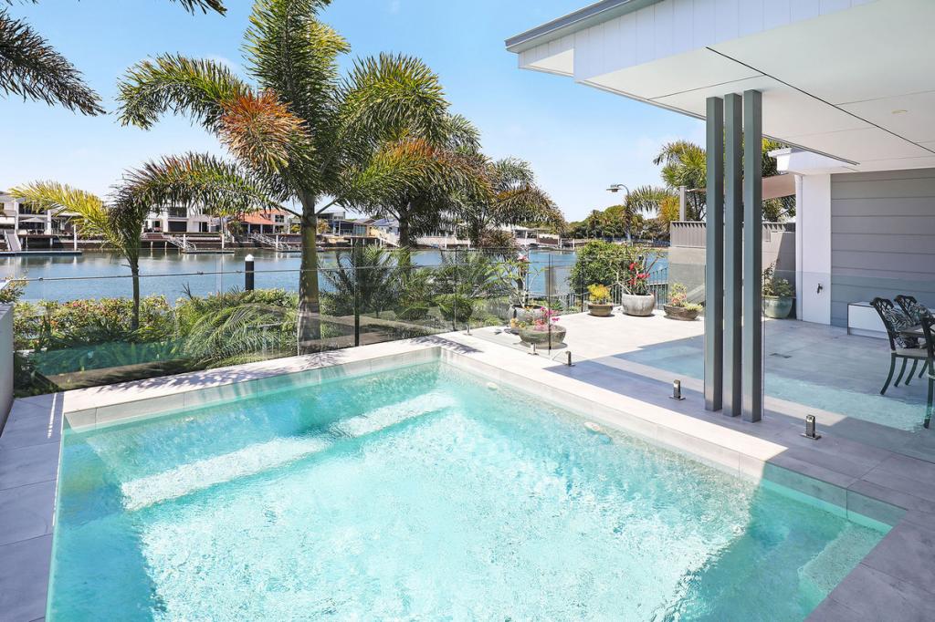 HOUSE 4, 6 TARAWA ST, PARREARRA, QLD 4575