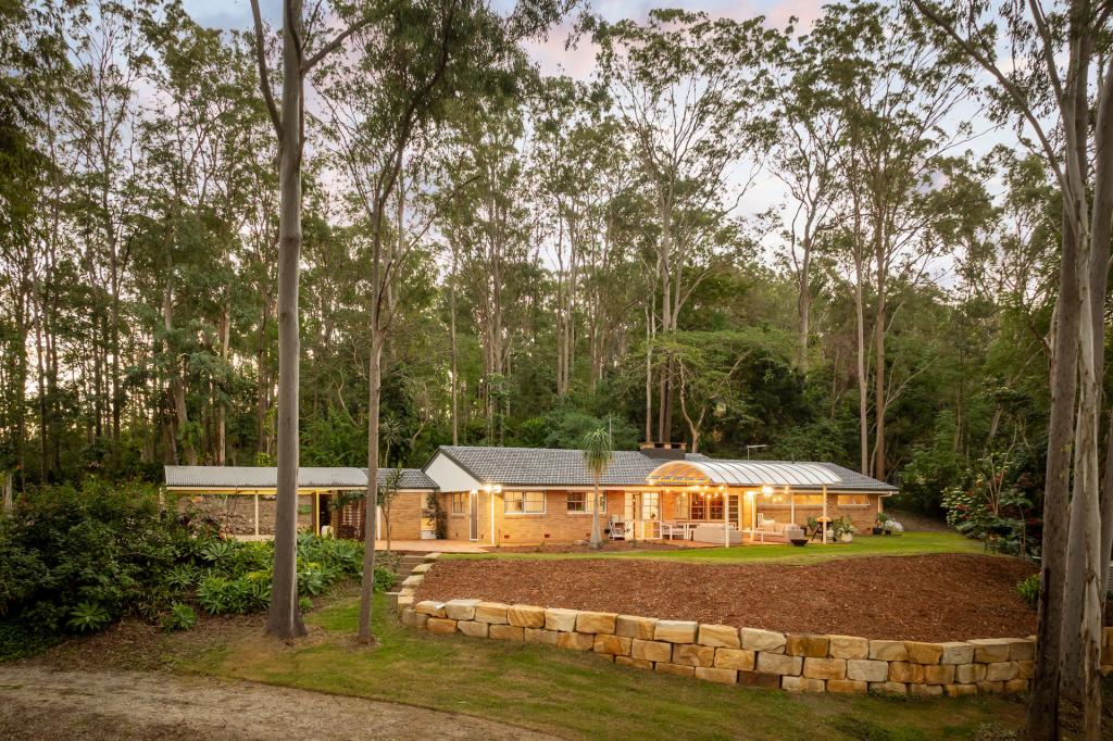 19 Repton St, Pullenvale, QLD 4069