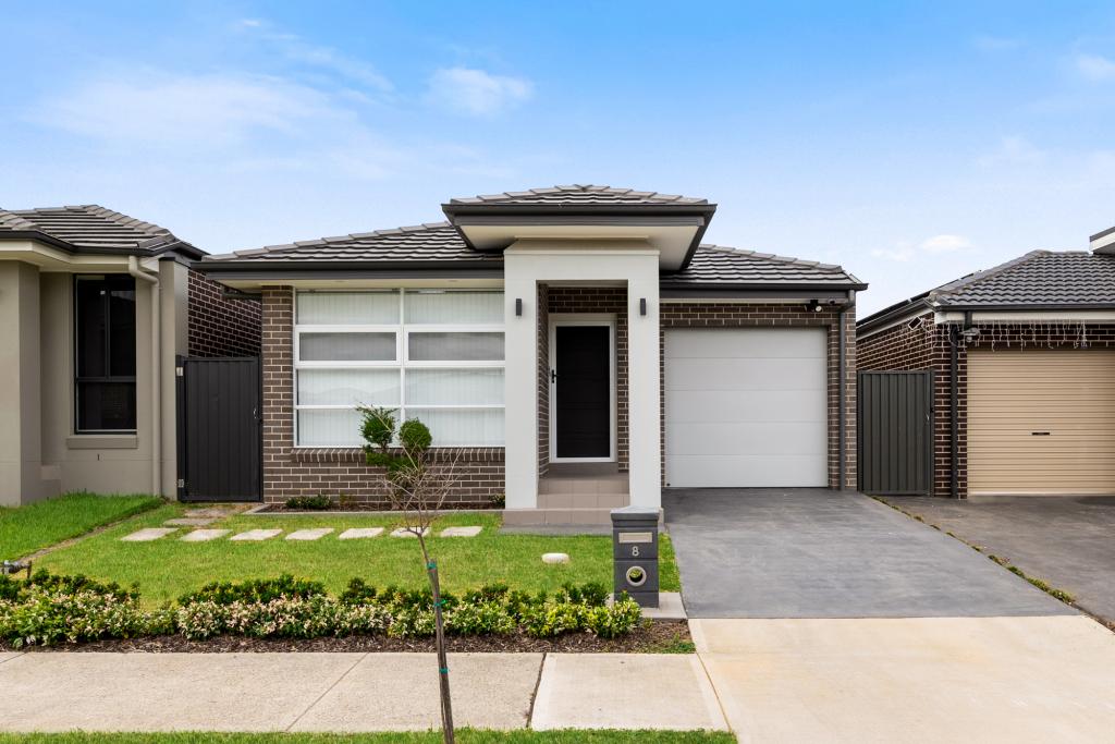 8 Adventure St, Leppington, NSW 2179