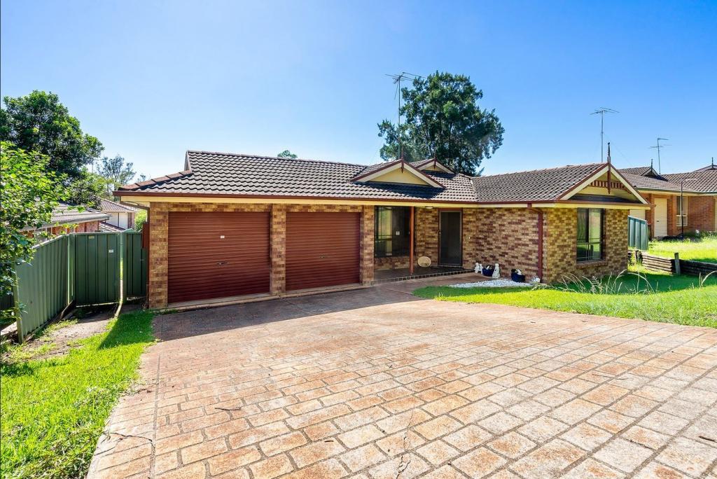 15 Regentville Rd, Glenmore Park, NSW 2745