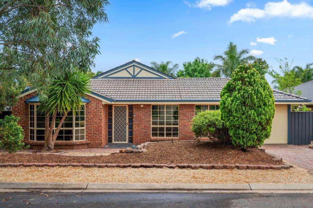 27 Oakhill Cres, Morphett Vale, SA 5162