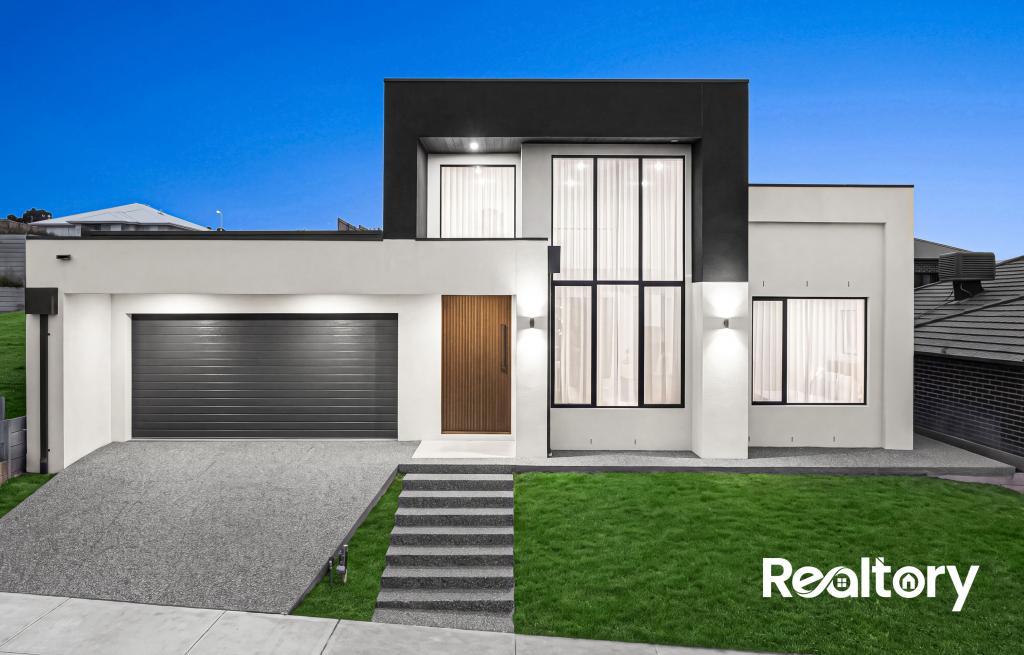 12 AZALEA ST, WALLAN, VIC 3756