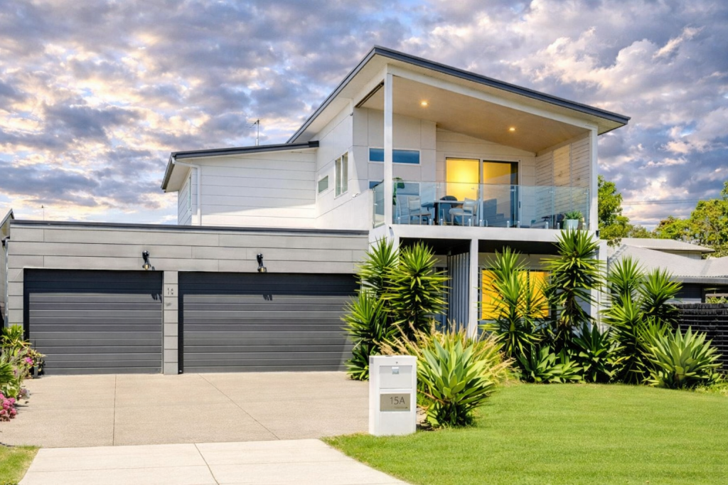 15a Leslie Ave, Cowes, VIC 3922