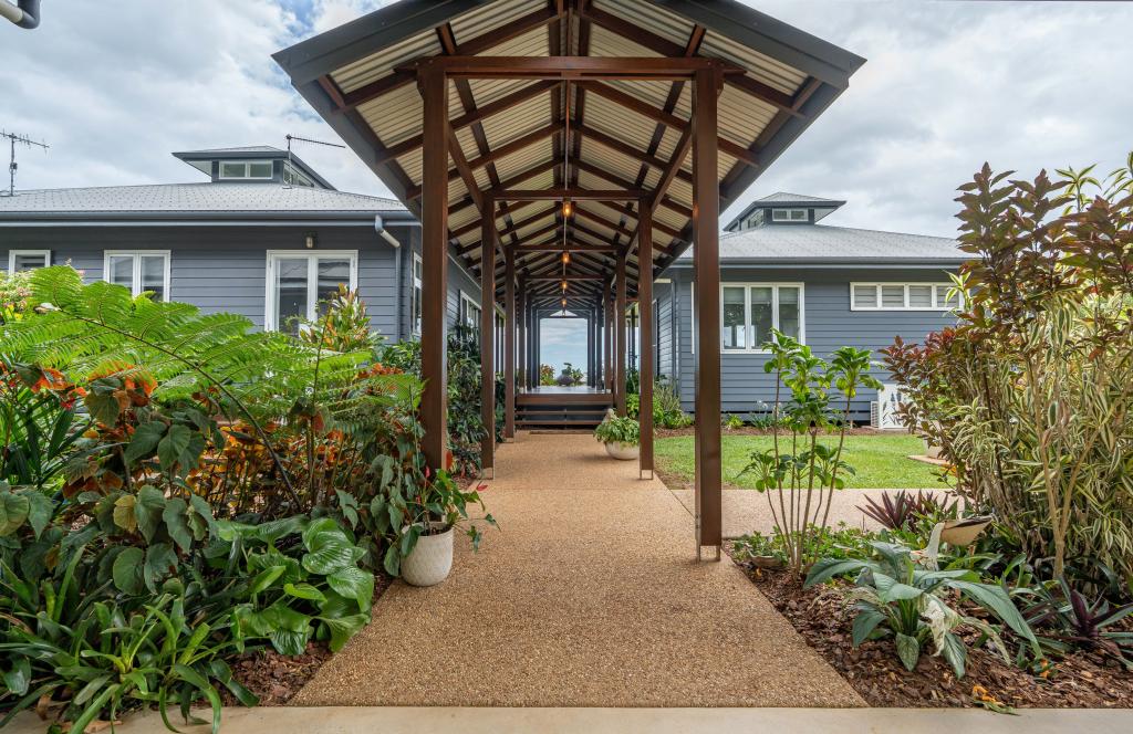 6 Unsworth Dr, Mission Beach, QLD 4852